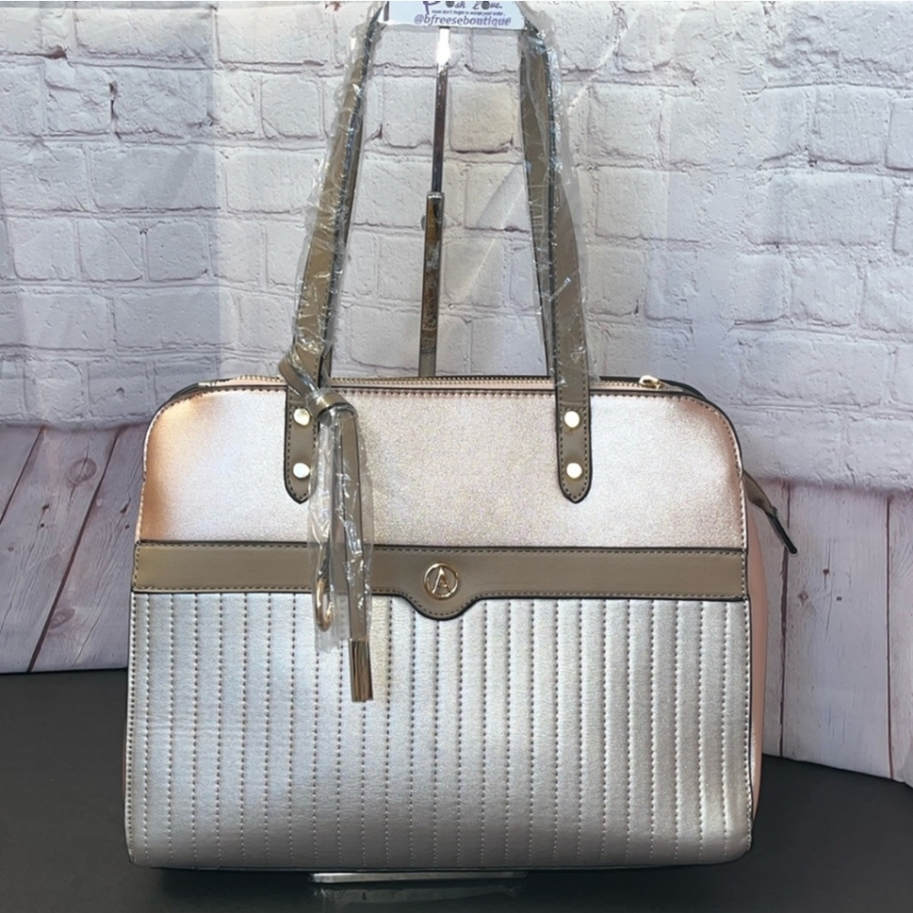 3 Piece NWT Bag Bundle Set Large Crossbody Tote + Medium Shoulder Bag + Wallet - Picture 3 of 15